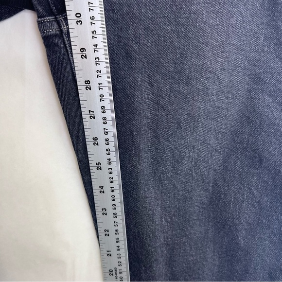 Mutual Weave The Taper black denim jeans 30x32 - Picture 4 of 8